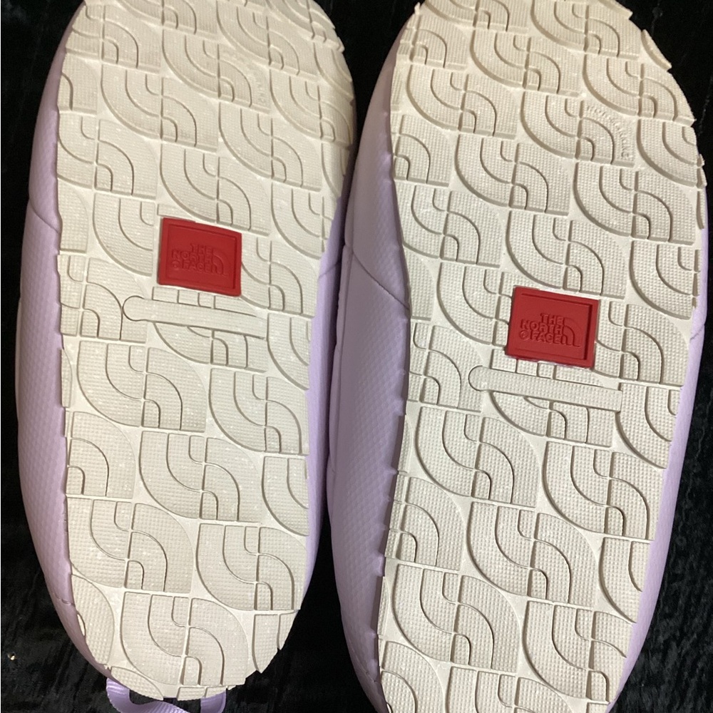 The North Face Winter Lavender Quilted Slip On Mules 10 - Picture 9 of 13